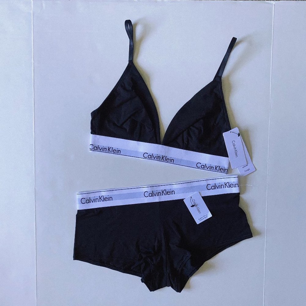 NEW Calvin Klein  Triangle Bralette Boyshorts
